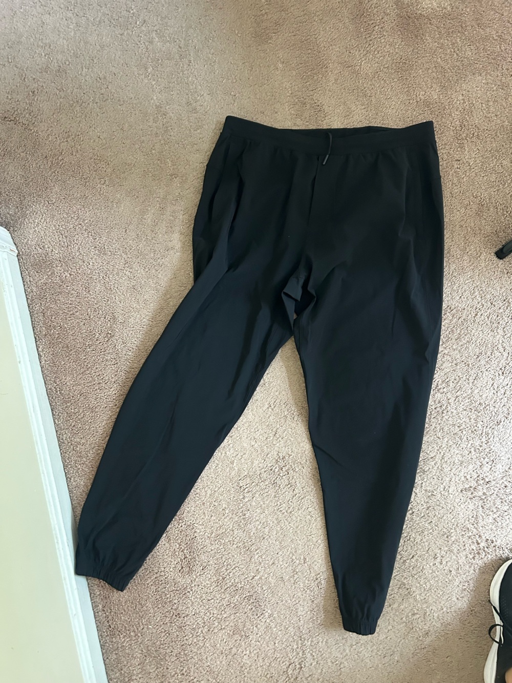 lululemon athletica Men's Black Joggers